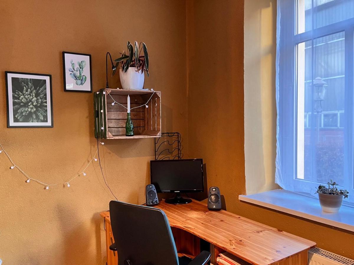 Appartement Gemutliche Oase - Tv, Beamer, Kuche Fur 4 Personen à Dresde Extérieur photo
